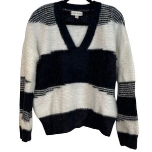 KNOX ROSE Women’s Sweater XXL Black White Striped Fuzzy V Neck Cozy Knit Target